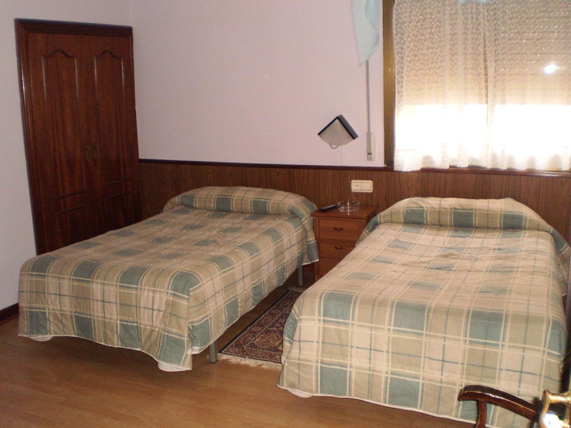 Hostal Hilton Burgos Luaran gambar